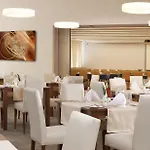 Отель Clarion Congress 4*